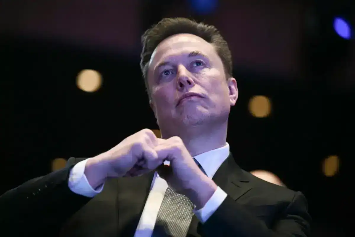 Quanto cada pessoa no mundo ganharia se Elon Musk repartisse sua fortuna de US$ 1,4 trilhão?